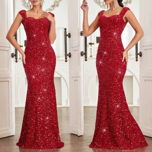Sweetheart Neck Pleated Skirt Formal Dress Pool